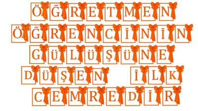 Ogretmenin Gulusune Dusen Ilk